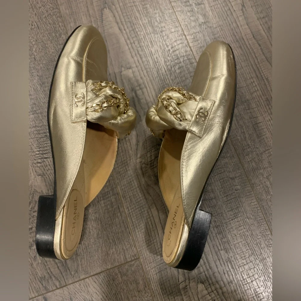 Chanel Metallic gold Leather Braided Chain Mule - Picture 3 of 11
